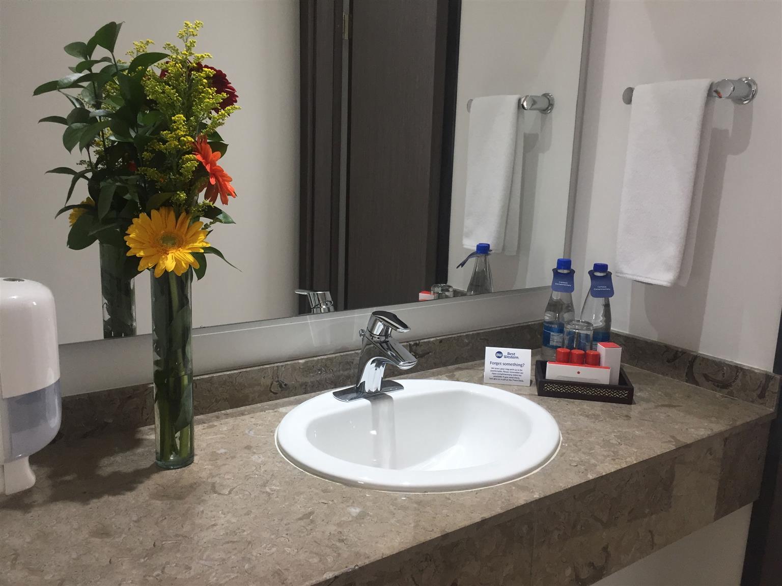 Best Western Calleja Suites Bogotá Eksteriør bilde